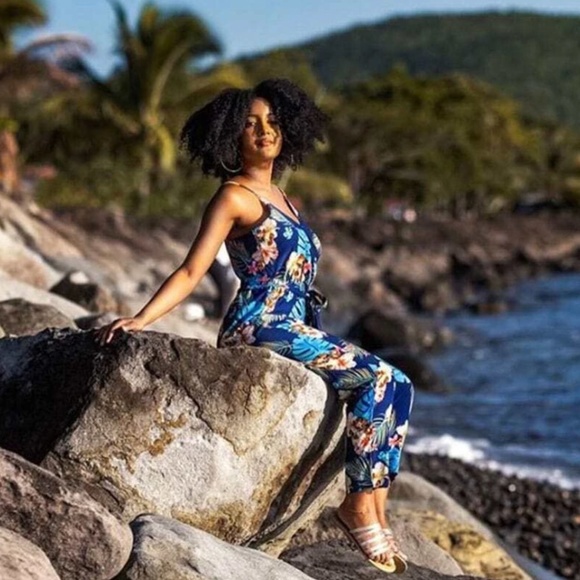 Blue Tropical Floral Print Belted V-Neck Cami Jumpsuit - Picture 7 of 8